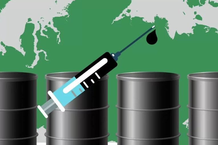 России придется слезть с нефтегазовой иглы. А что же дальше?
