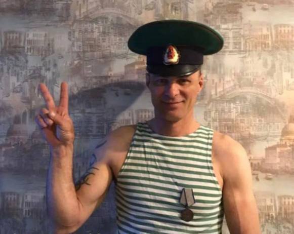 Друг рассказал мне о русском богатыре Александре Мальцеве, который в одиночку снес опорник противника и погиб через три дня.