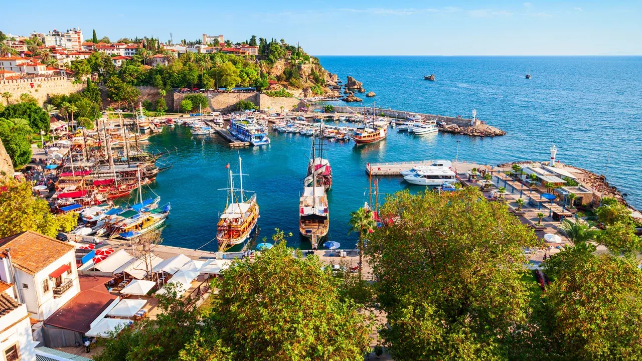 Турция была разрушена землетрясением. Вот что это значит для туризма