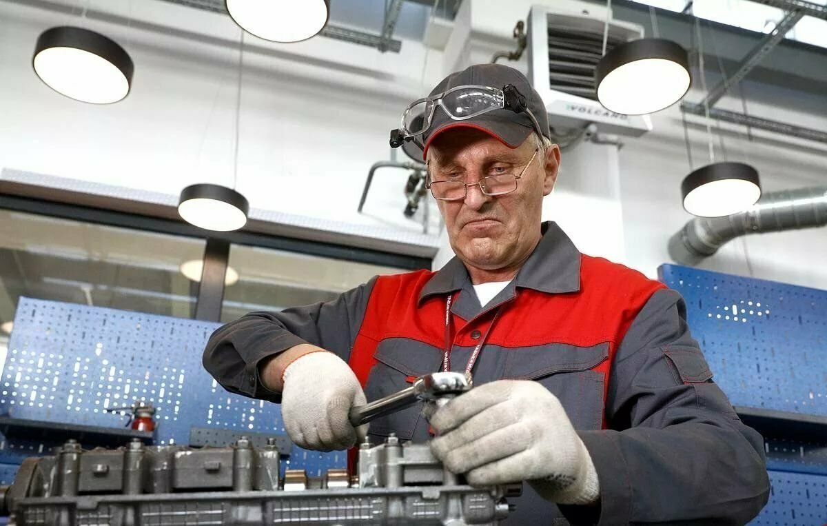 «Коснется работающих пенсионеров!»: но всё же получат прибавку к пенсиям в 2023 году: работающим пенсионерам пенсию не проиндексируют