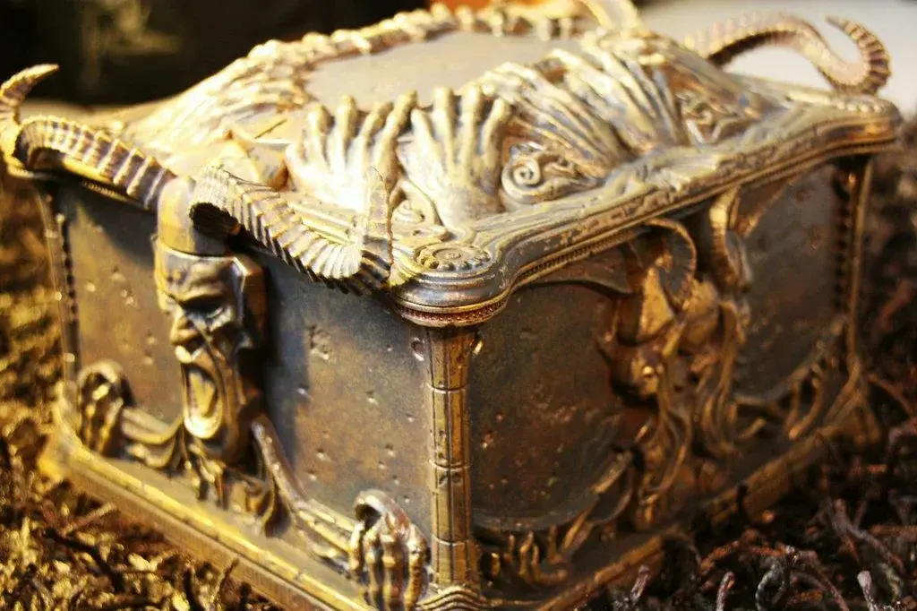 Ящик Пандоры. Извлечём ли уроки?!