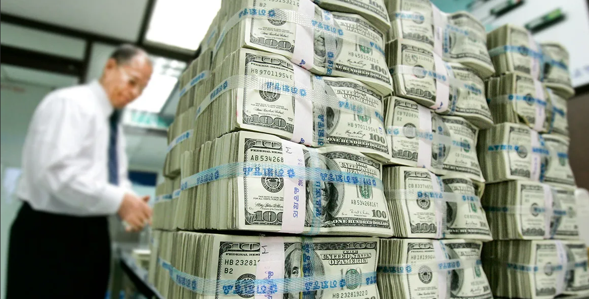 А куда же уходят деньги из России