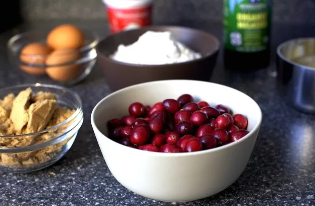 Перевернутый клюквенный пирог