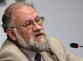 "Ушел опытный политик и эксперт в области выборов: скончался бывший глава ЦИК РФ Владимир Чуров".