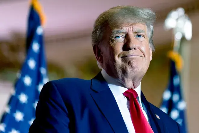 Адвокат Дональда Трампа должен передать документы в рамках расследования дел в Мар-а-Лаго по решению суда