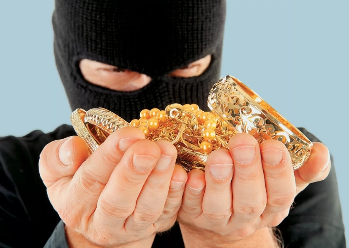 Мошенничество в сфере иностранных отношений: подарок иностранца.