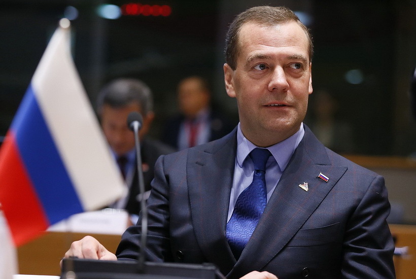 Медведев: Запад попытается вмешаться в выборы президента РФ