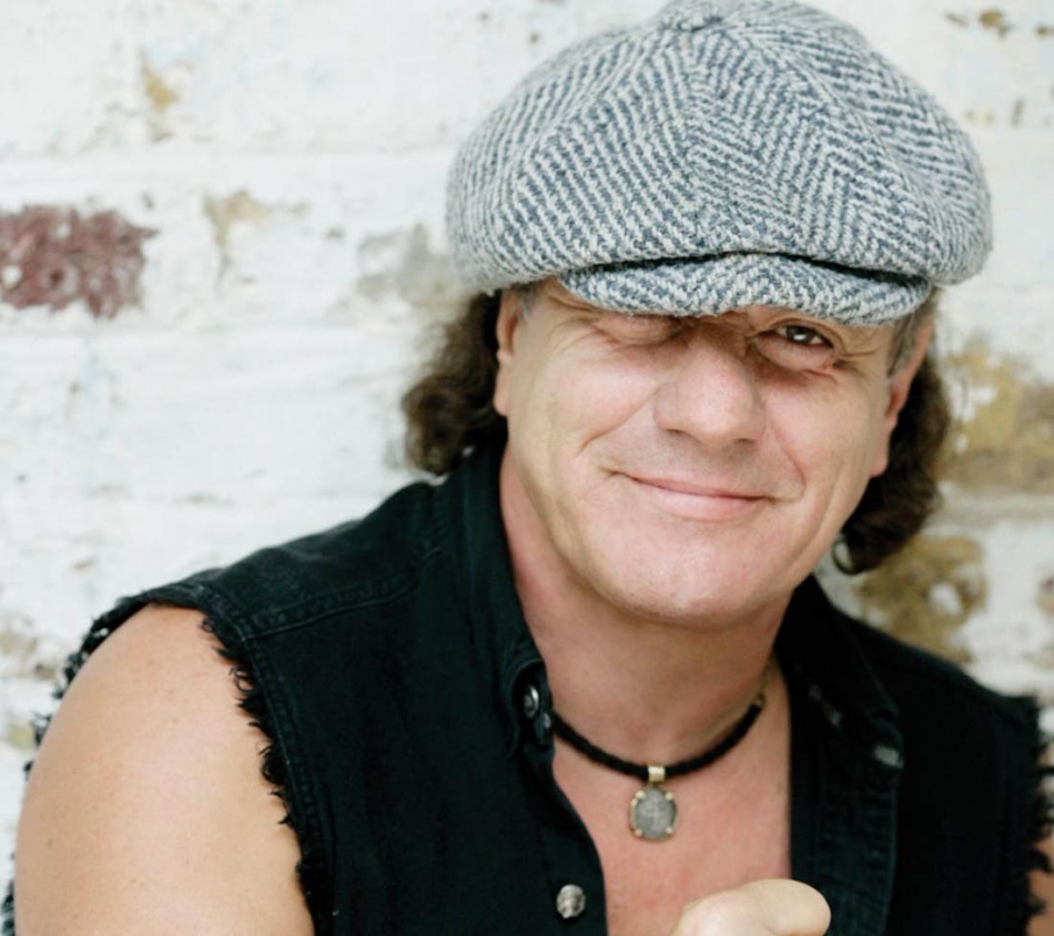 Музыкальный путь группы AC/DC.