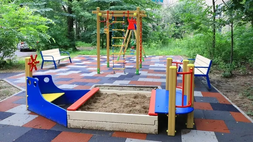 Разрушение детских площадок: проблема воспитания или культурный феномен