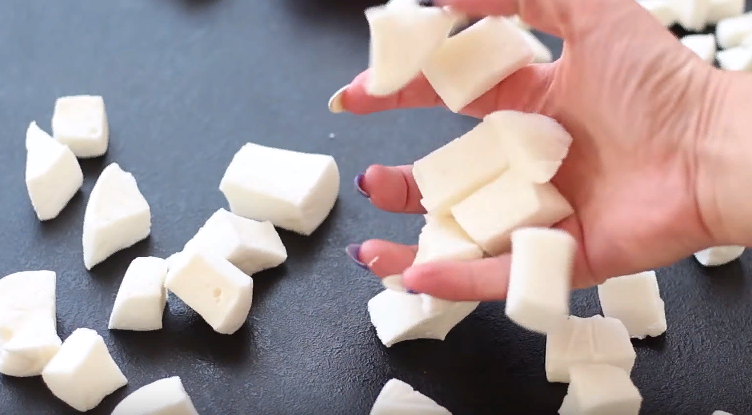 "Легкий и вкусный: рецепт воздушного маршмеллоу без сахара"