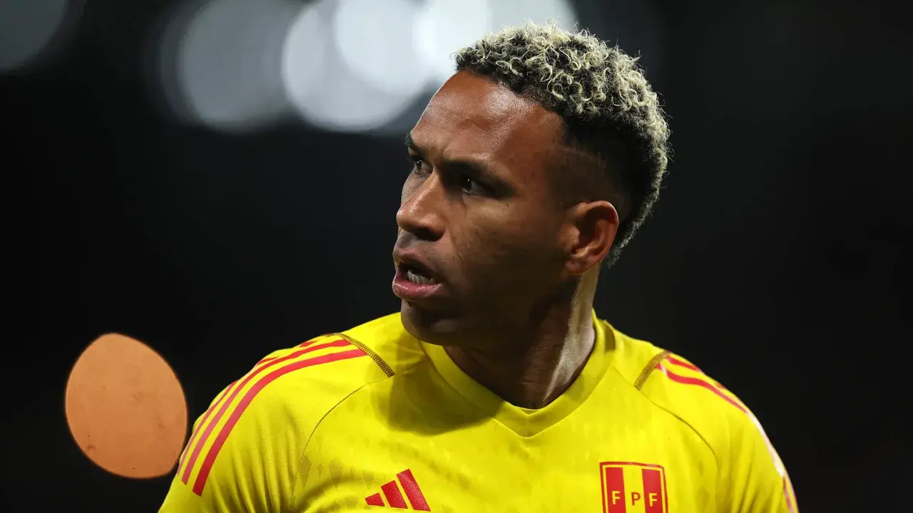 Капитан сборной Перу Педро Гальесе задержан испанской полицией в Мадриде в преддверии международного товарищеского матча