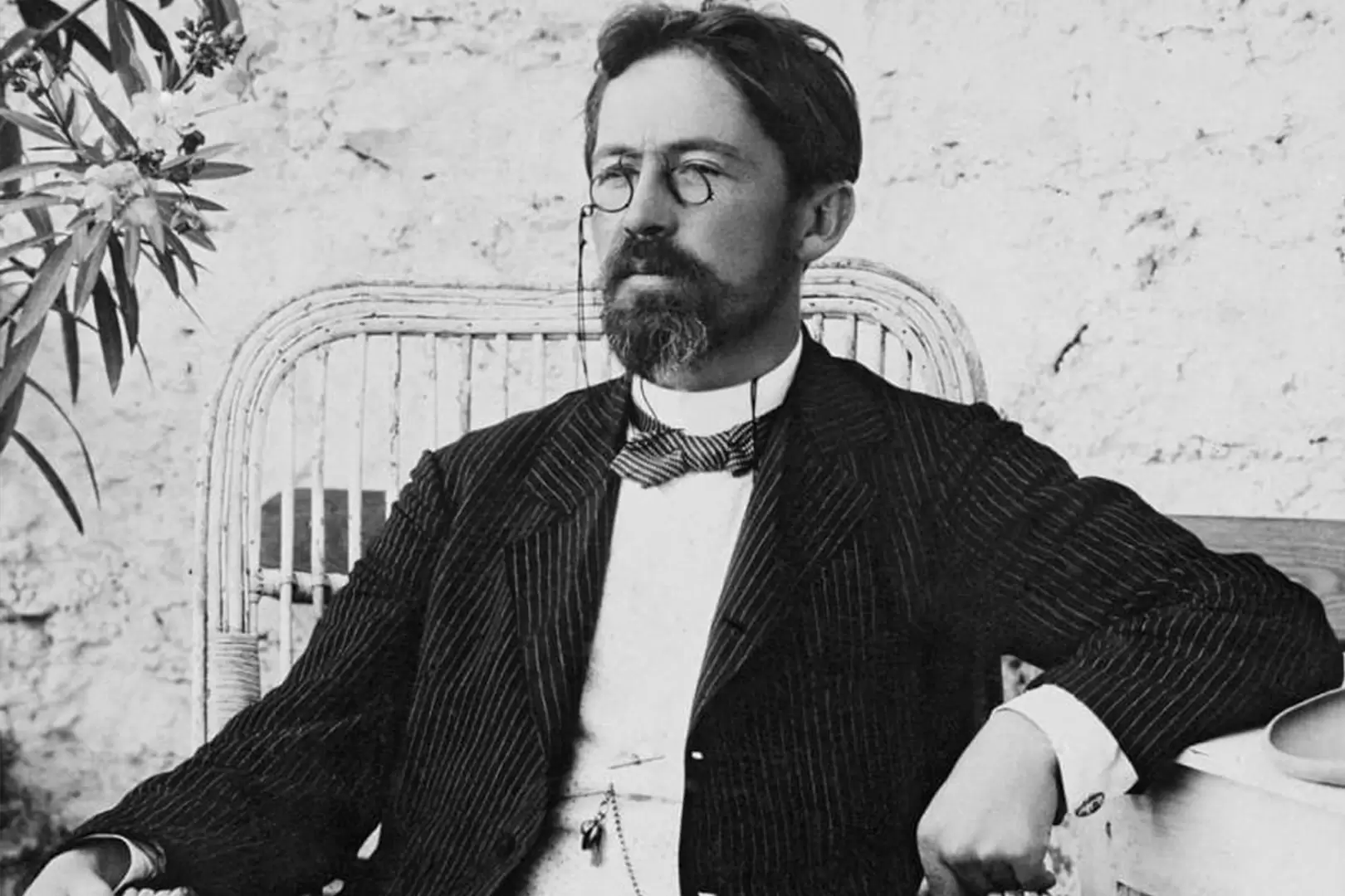 Чётко сказал классик: "Если жена тебе изменила, то ..."! Прислушайтесь к мудрой цитате, и всё у Вас будет хорошо!