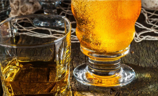 Что хуже для печени? Пиво или виски? Доктор популярно объясняет