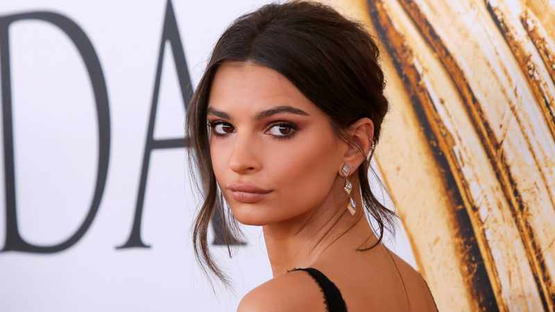 Эмили Ратаковски раскритиковала мужчин: «Они думают своим х**ном!»