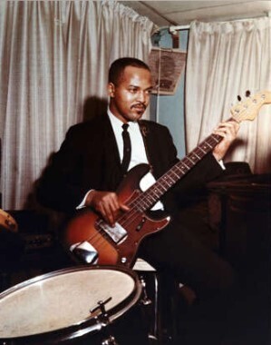 Журнал Rolling Stone выбрал лучших басистов всех времен.