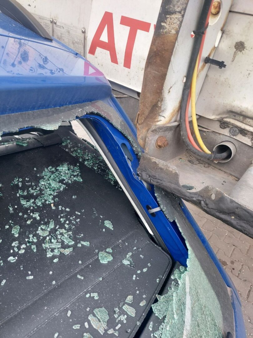 "Как я попал в аварию на арендованной машине и потерял работу: история и просьба о помощи"