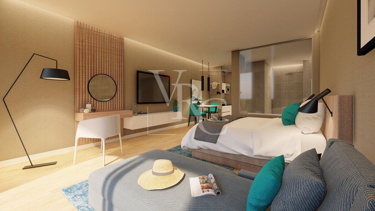 Чалонг - это район, расположенный в южной части острова Пхукет в Таиланде.