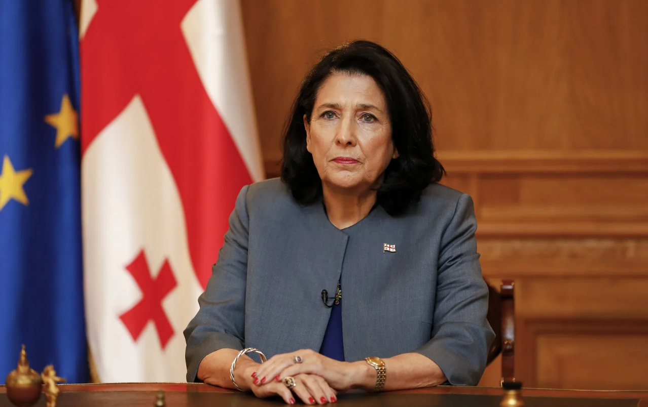 Тбилиси. Бежали робкие грузины