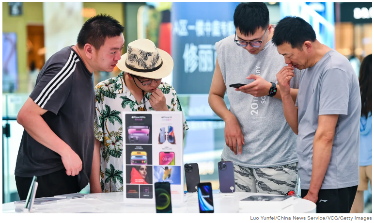 'Я никогда не видел ничего подобного:' Одно из самых популярных приложений в Китае способно шпионить за своими пользователями, говорят эксперты