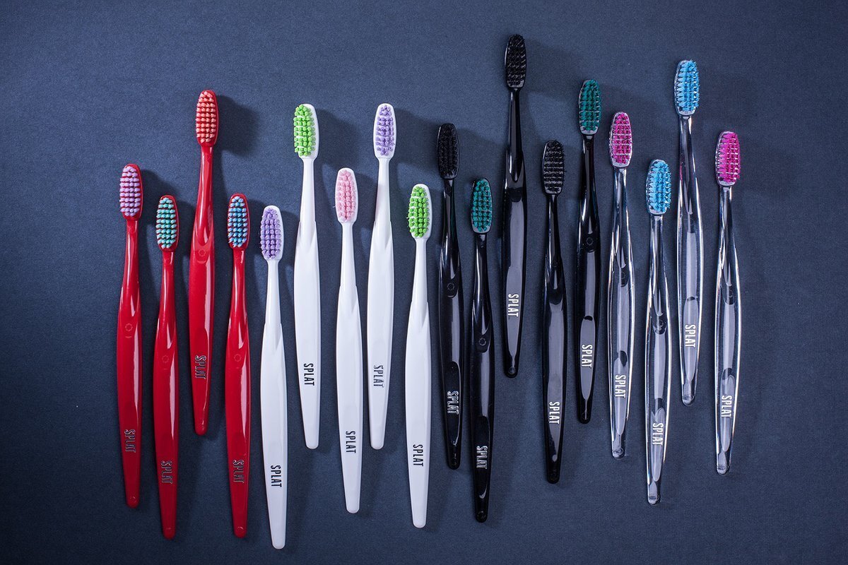 Как часто и зачем нужно менять зубную щетку