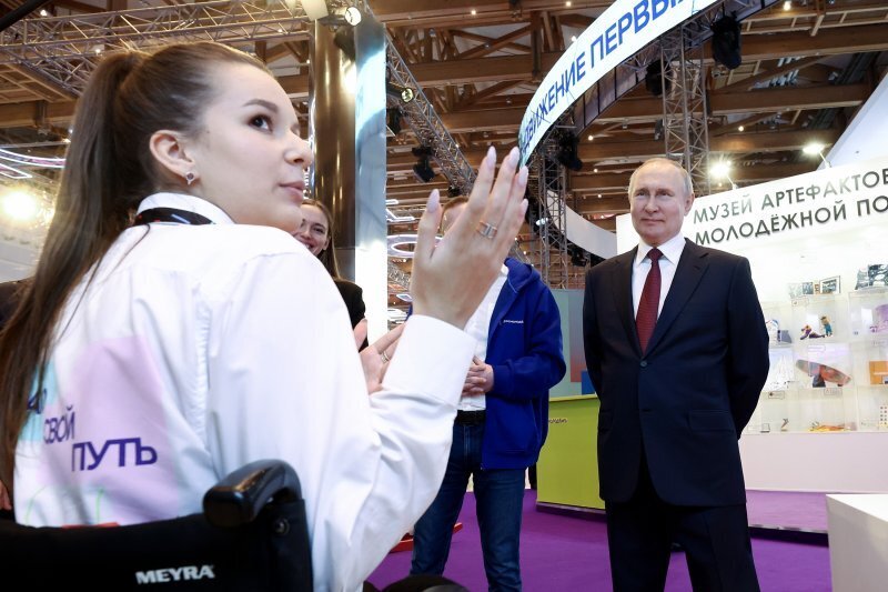 "Испытываем себя уверенно". Владимир Путин дал ответ на вопросы корреспондентов об результатах года для РФ