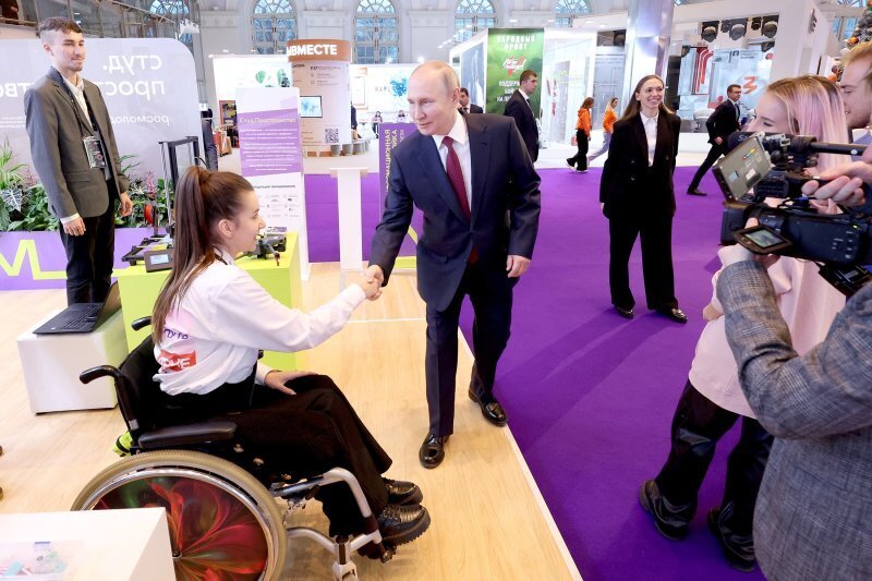 "Испытываем себя уверенно". Владимир Путин дал ответ на вопросы корреспондентов об результатах года для РФ