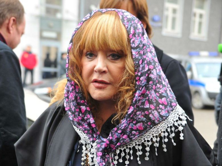 От остановки сердца во время сна скончалась невестка Пугачевой