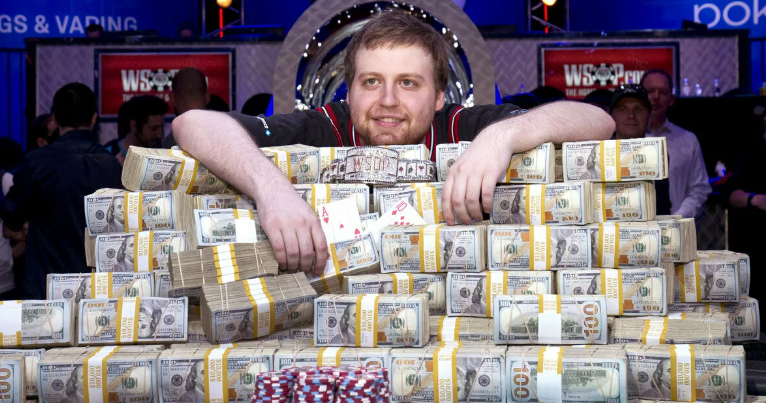 Самые крупные выигрыши в истории лотерей.