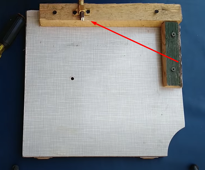 100.000 На создании рукодельных стаканов.