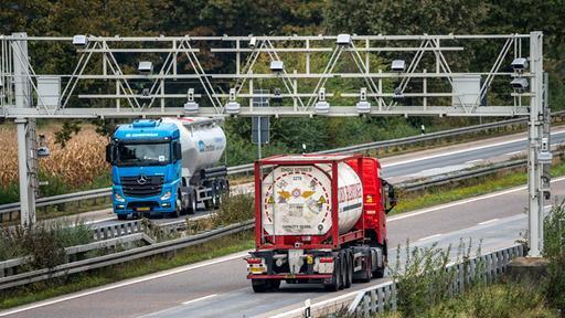 Высокие сборы за проезд на грузовиках, рост потребительских цен?