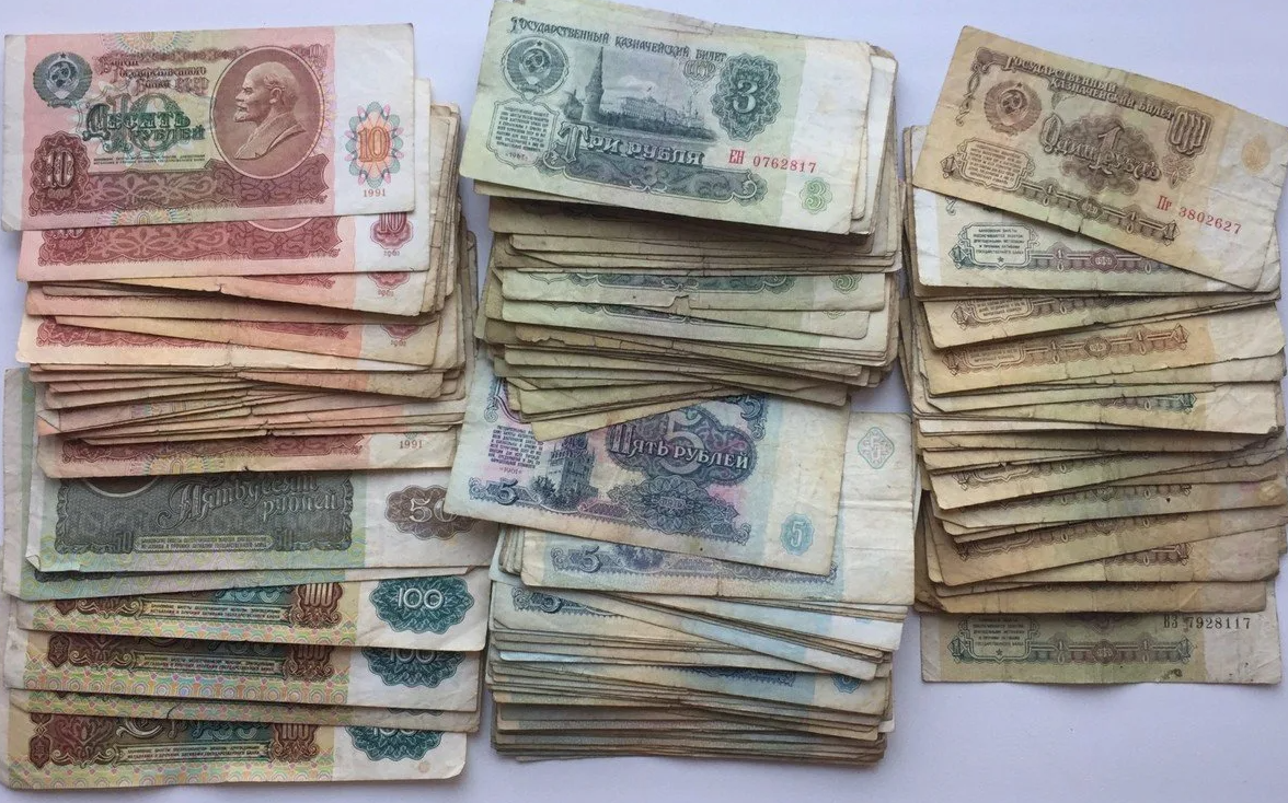 Сравнение зарплат СССР и современной России: когда зарплата была больше?