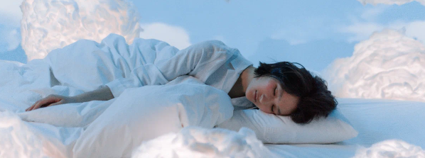 Во время сна наш разум более открыт для внешнего воздействия, и мы можем более эффективно влиять на свою реальность.