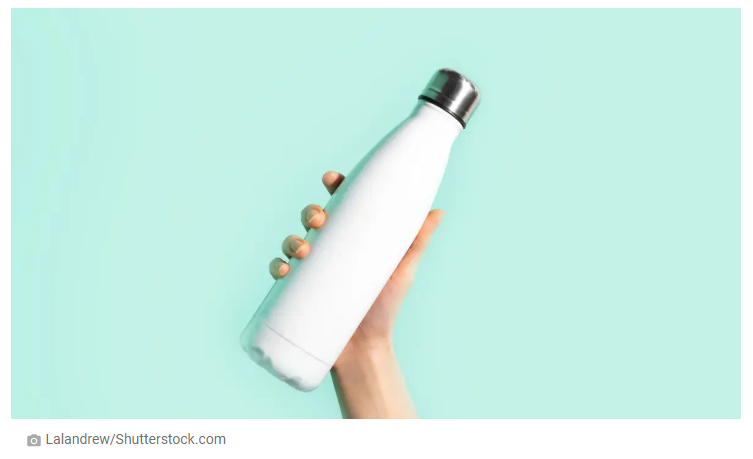 В немытых бутылках для воды содержится больше бактерий, чем на сиденье для унитаза?