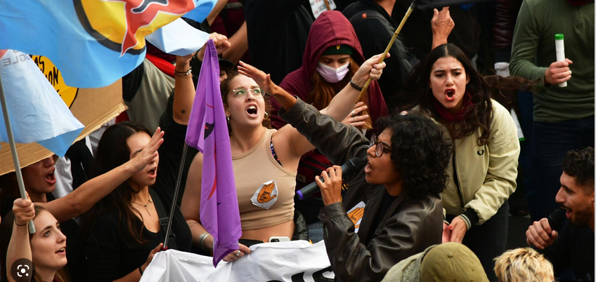 О чем европейские власти забыли спросить народ.