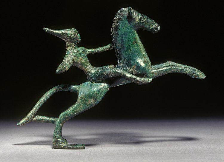 Амазонки в Крыму: удивительные факты и мифы.