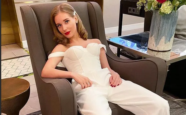 Кристина Асмус. Светская житуха