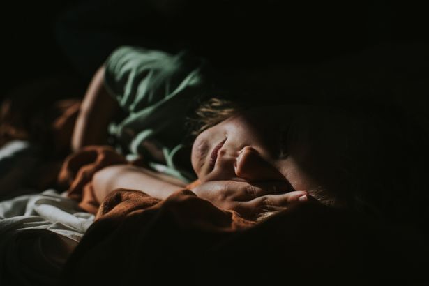 Трое детей, «одержимых демонами», могли «ходить по стенам и разговаривать с мертвыми»