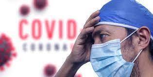 Короновирус продолжает аттаковать Питер и Москву.