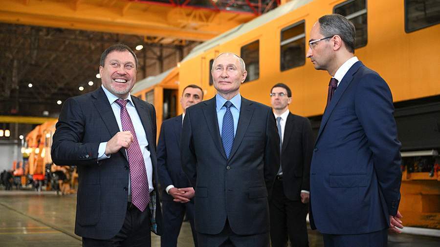 Путин пообещал рост доходов населения в 2023 году , и мораторий на рост тарифов ЖКХ до июля 2024 года