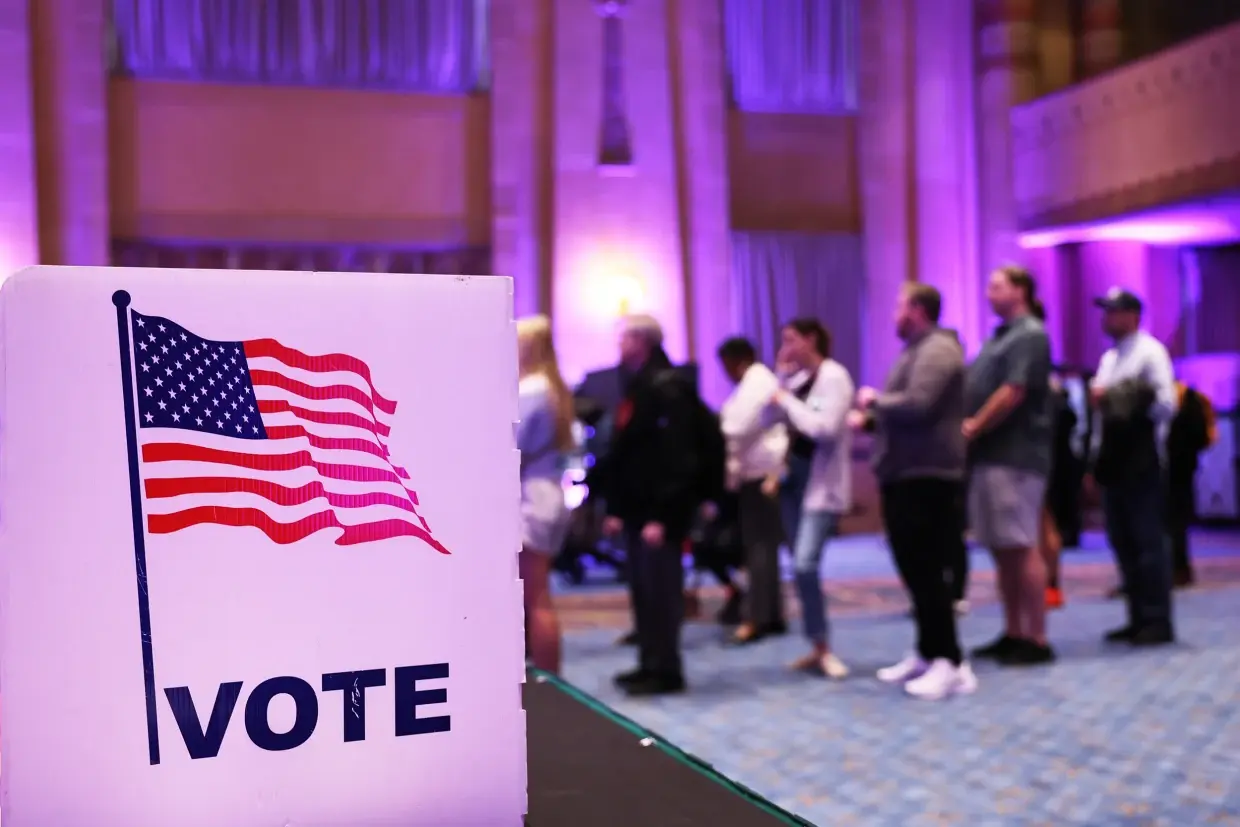 Сколько стоят досрочные президентские выборы? Грузия надеется на миллиард долларов