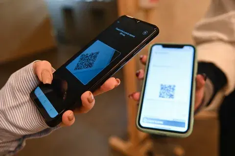 Опасная ловушка: Новая схема мошенничества через QR-коды