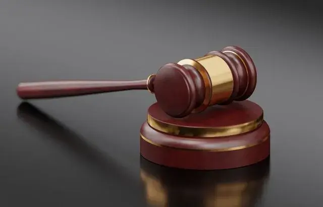 Номерной знак продан на аукционе в Дубае за 13 миллионов евро