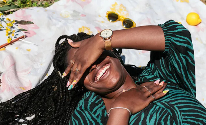 Да, ваша улыбка тоже стареет. 3 совета стоматолога, чтобы сохранить зубы белыми и здоровыми