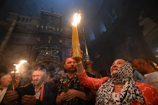 Схождение Благодатного огня.Великий православный праздник.