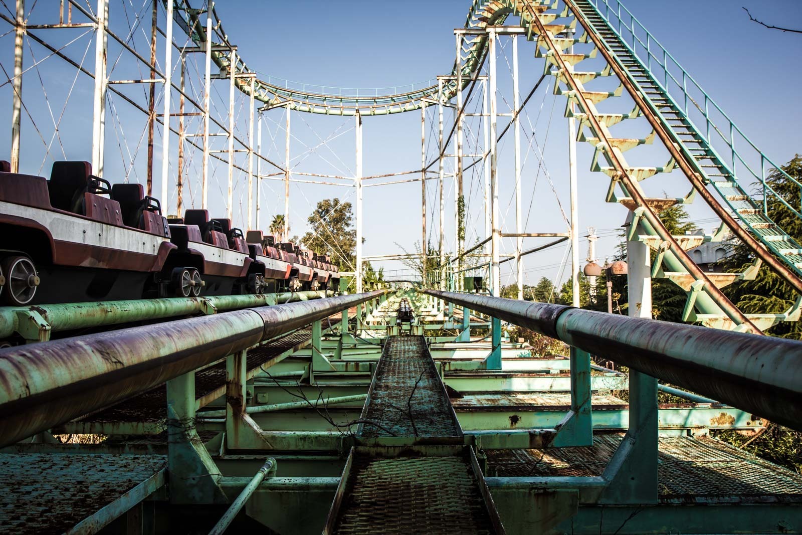 Nara Dreamland - забытый парк развлечений в Наре