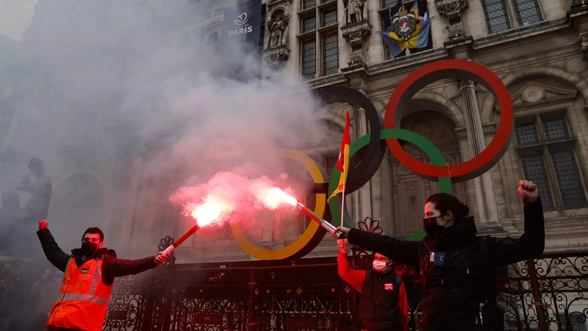 Когда открытие олимпиады во франции. Митинги во Франции. Олимпийские игры в Париже 2024. 8 Олимпийские игры в Париже.