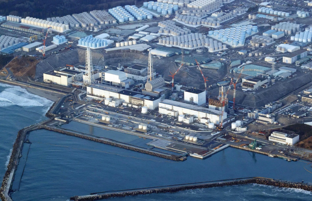 Япония собирается сбросить радиоактивную воду из "Фукусимы" в Тихий океан. В шоке даже союзники