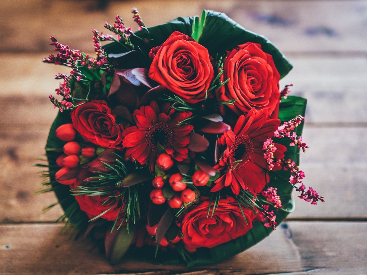 Как продлить жизнь цветочному букету