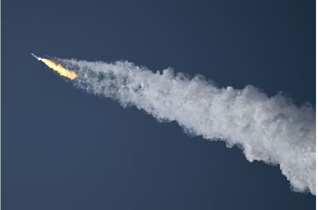 Беспилотный космический корабль взорвался над Мексиканским заливом после старта