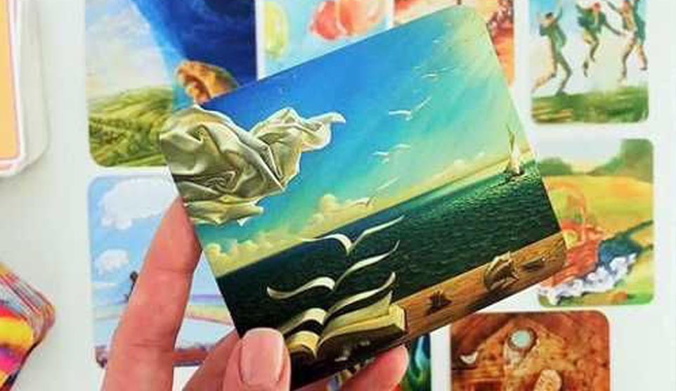 Таропсихология, или Не путать божий дар с яичницей. Почему современные психологи смешивают метафорические карты и Таро